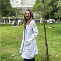 Ana Clara Charantola Beloni